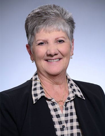 Patti Arvin Headshot